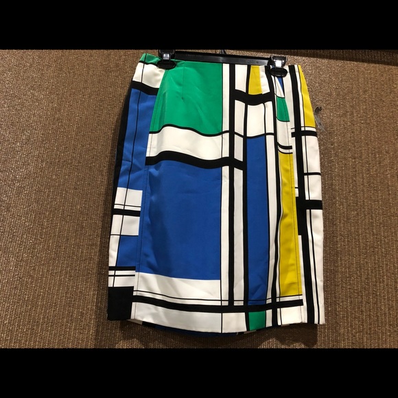 Women’s Worthington geometric lined skirt - Picture 2 of 6